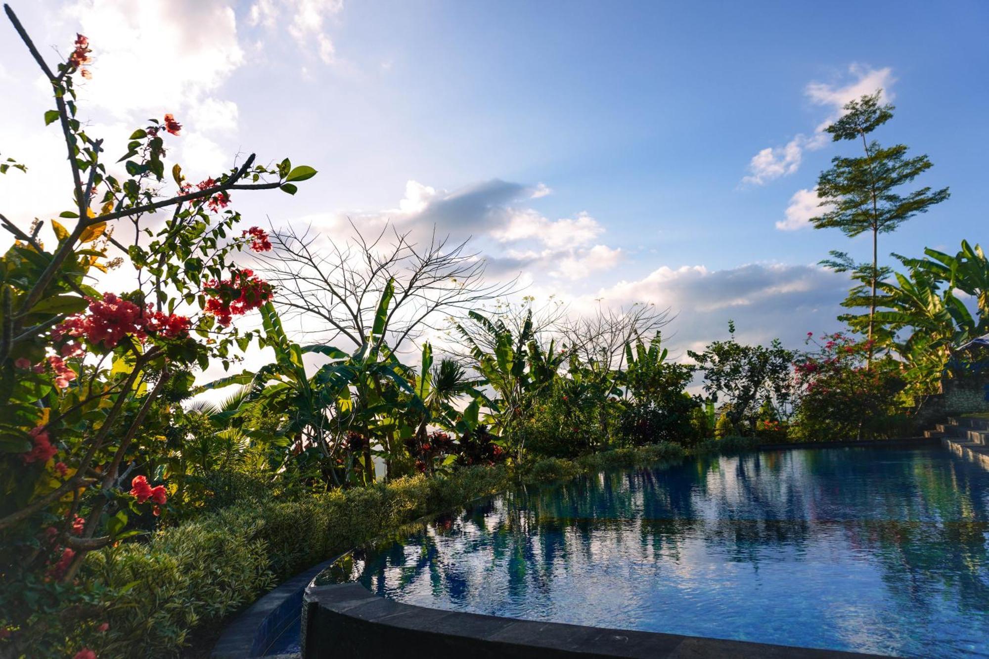 Arya Resort Nusa Penida Toyapakeh Экстерьер фото